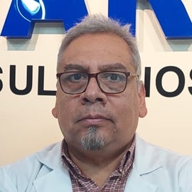 Dr. Caleb Soliz Gutiérrez